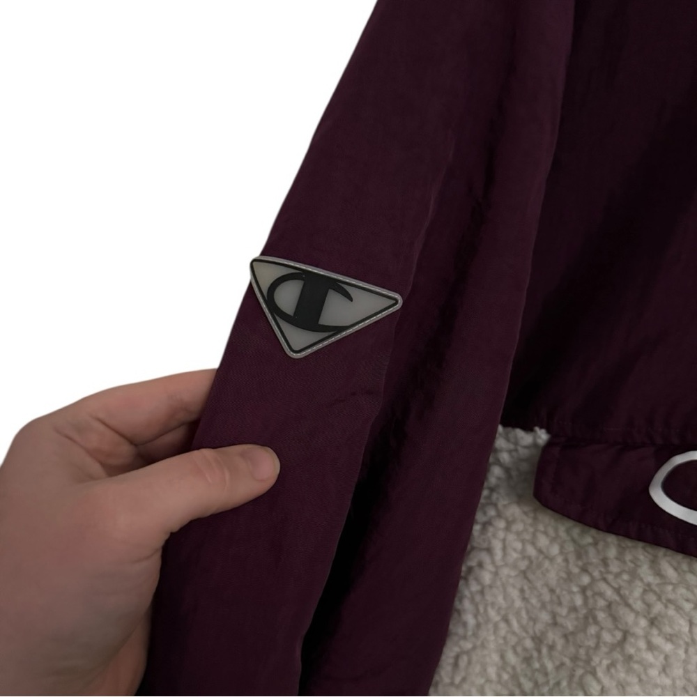 Champion Maroon and Cream Windbreaker - Picture 3 of 9